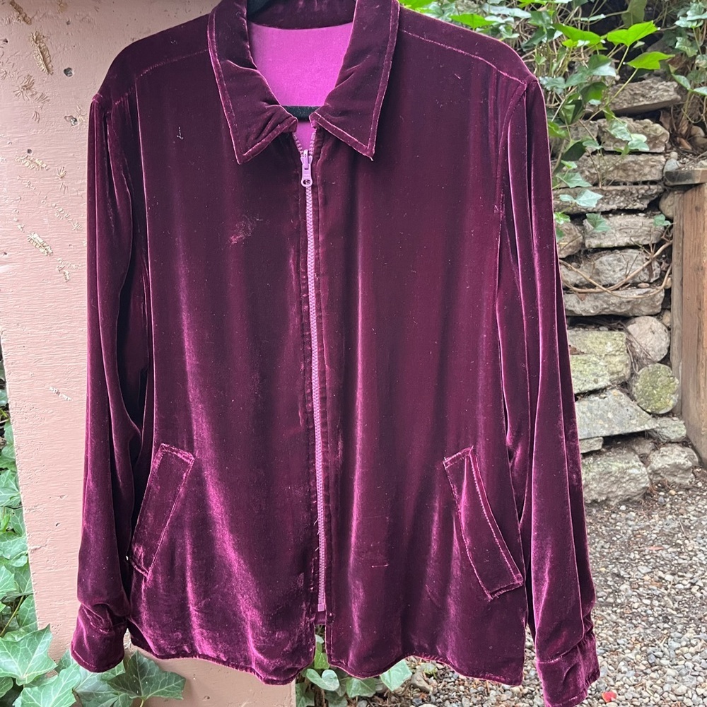 Purple Velvet Bomber Jacket with Zip-Up Style